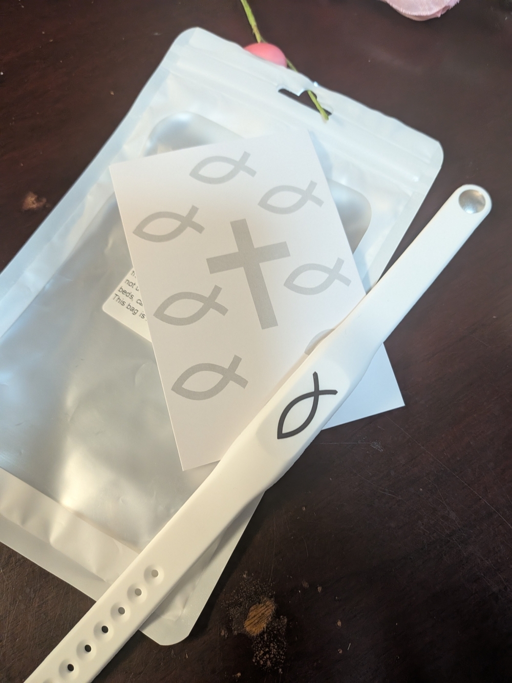 White Silicone Faith Wristband with Ichthys Fish Symbol - Picture 7 of 8